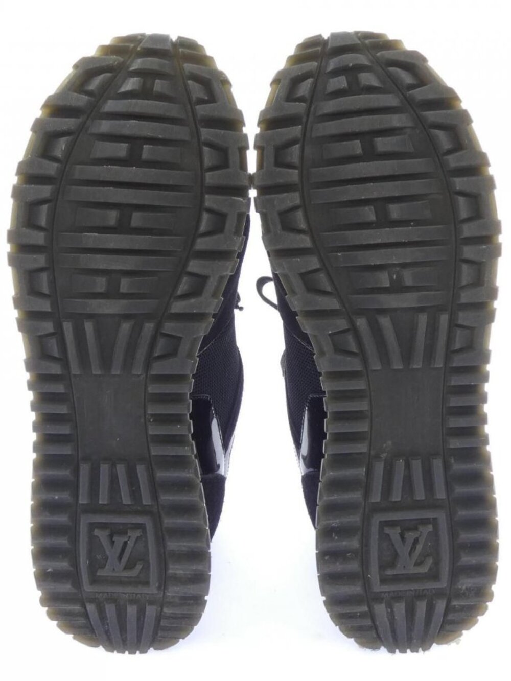 Louis Vuitton Run Away Line Sneakers - Picture 4 of 6